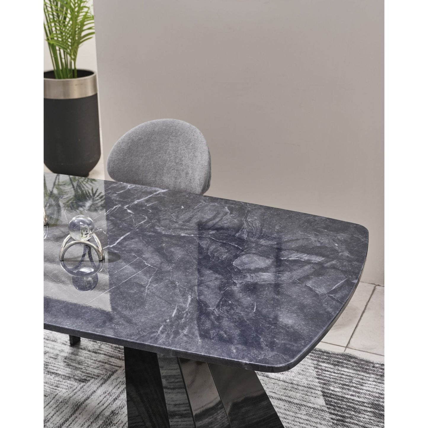 Pramid Mermerit Esstisch-Set